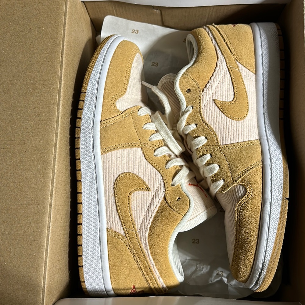 Air Jordan 1